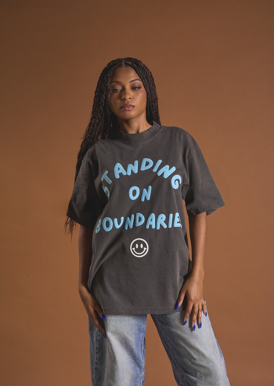 Standing on Boundaries